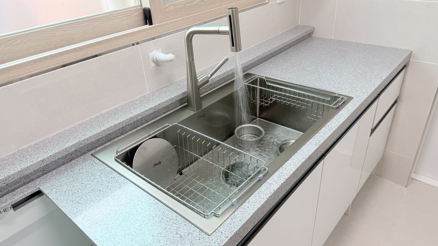 제천 의림만두국 2층 주인세대 AK Steady 8652 사각싱크볼 + 에떼르노 EK-3001 수전 시공